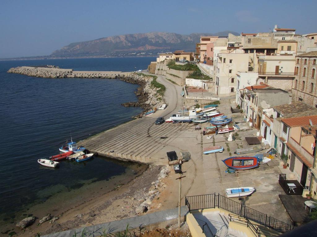 Апартаменти Casa Vacanze Karol Траппето Екстер'єр фото